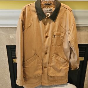 LLBean Barn Jacket Perfect Condition. Size Med. Will Say It Is Vintage